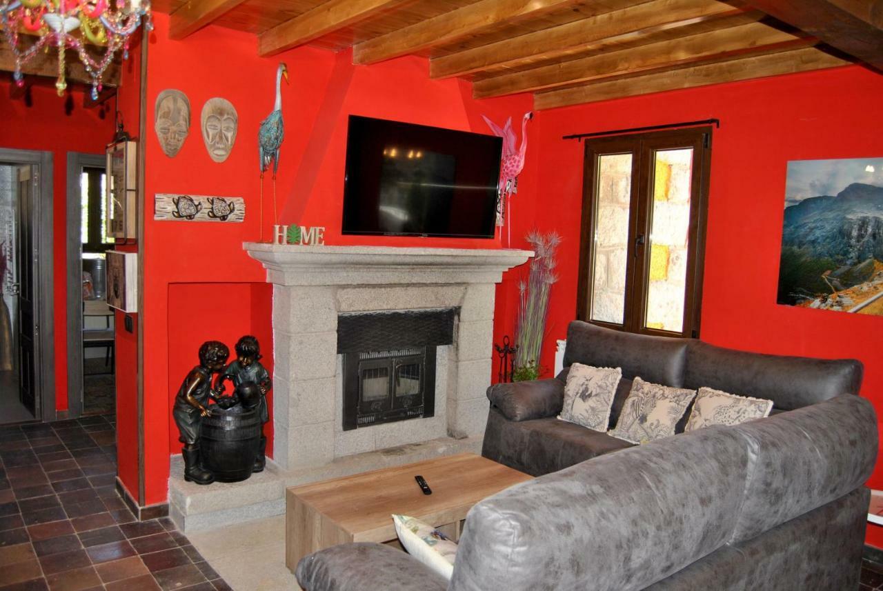 Complejo Casas Rurales Mansiones Y Villas Deluxe Collado Mediano Eksteriør billede