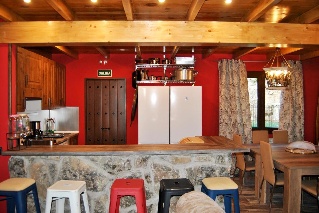Complejo Casas Rurales Mansiones Y Villas Deluxe Collado Mediano Eksteriør billede