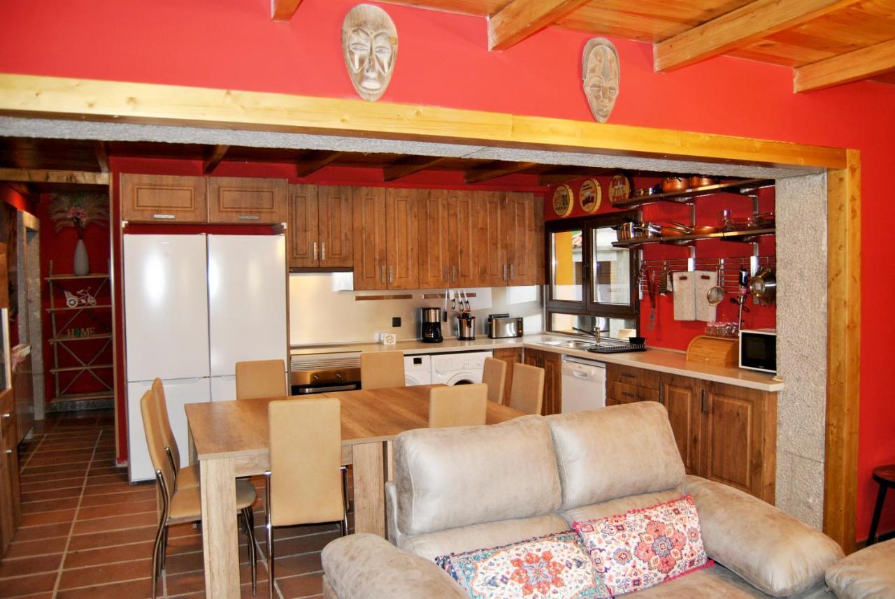 Complejo Casas Rurales Mansiones Y Villas Deluxe Collado Mediano Eksteriør billede