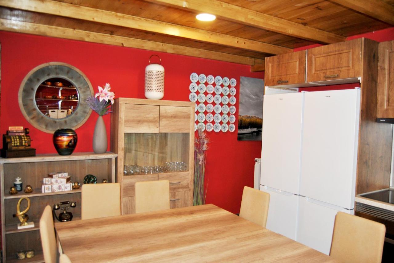 Complejo Casas Rurales Mansiones Y Villas Deluxe Collado Mediano Eksteriør billede