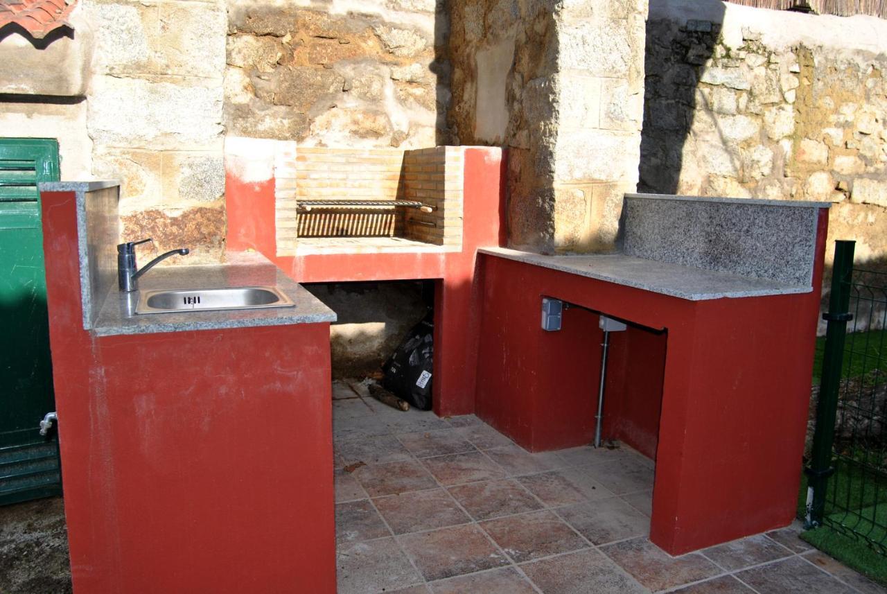 Complejo Casas Rurales Mansiones Y Villas Deluxe Collado Mediano Eksteriør billede