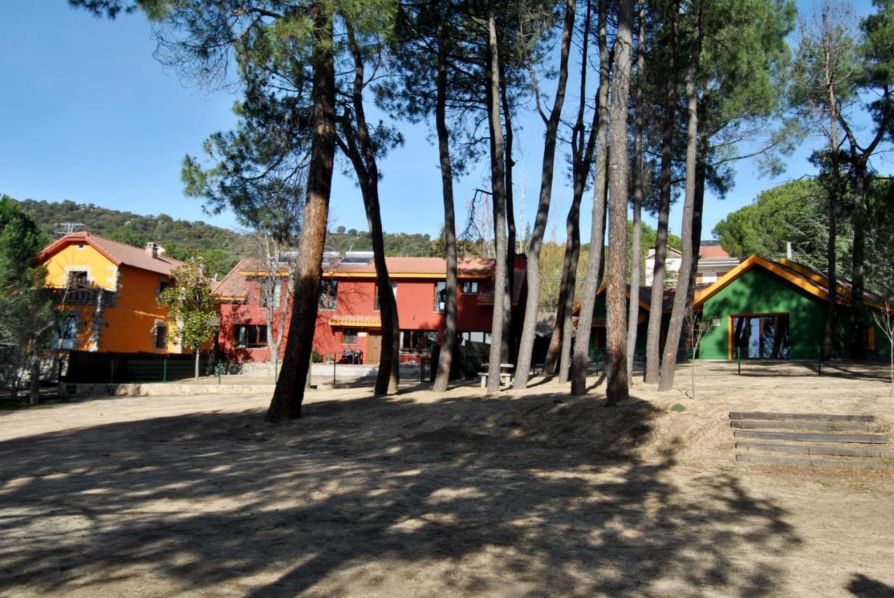 Complejo Casas Rurales Mansiones Y Villas Deluxe Collado Mediano Eksteriør billede