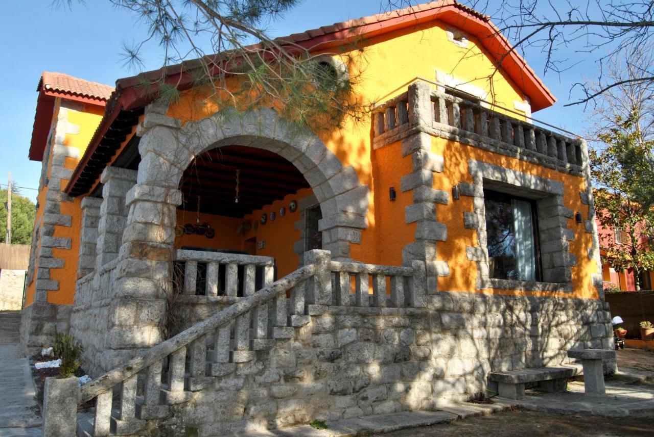Complejo Casas Rurales Mansiones Y Villas Deluxe Collado Mediano Eksteriør billede