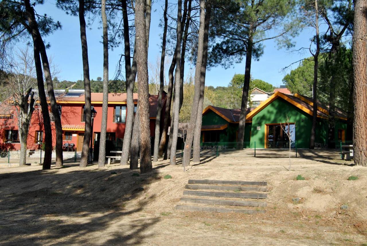 Complejo Casas Rurales Mansiones Y Villas Deluxe Collado Mediano Eksteriør billede