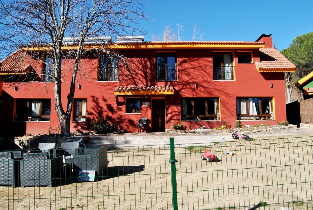 Complejo Casas Rurales Mansiones Y Villas Deluxe Collado Mediano Eksteriør billede