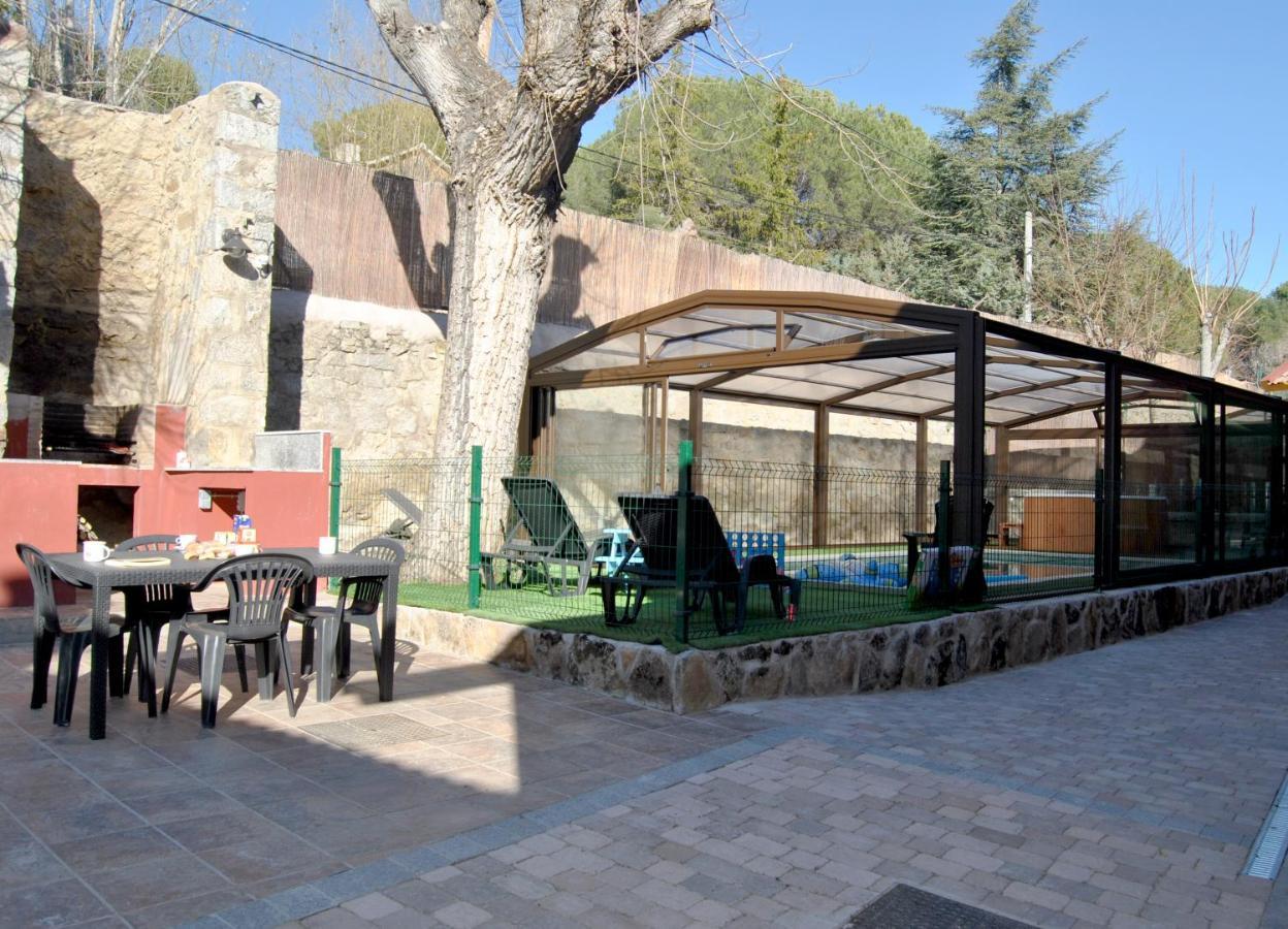 Complejo Casas Rurales Mansiones Y Villas Deluxe Collado Mediano Eksteriør billede